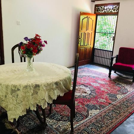 Thaaaru Villa Mirissa Exteriér fotografie