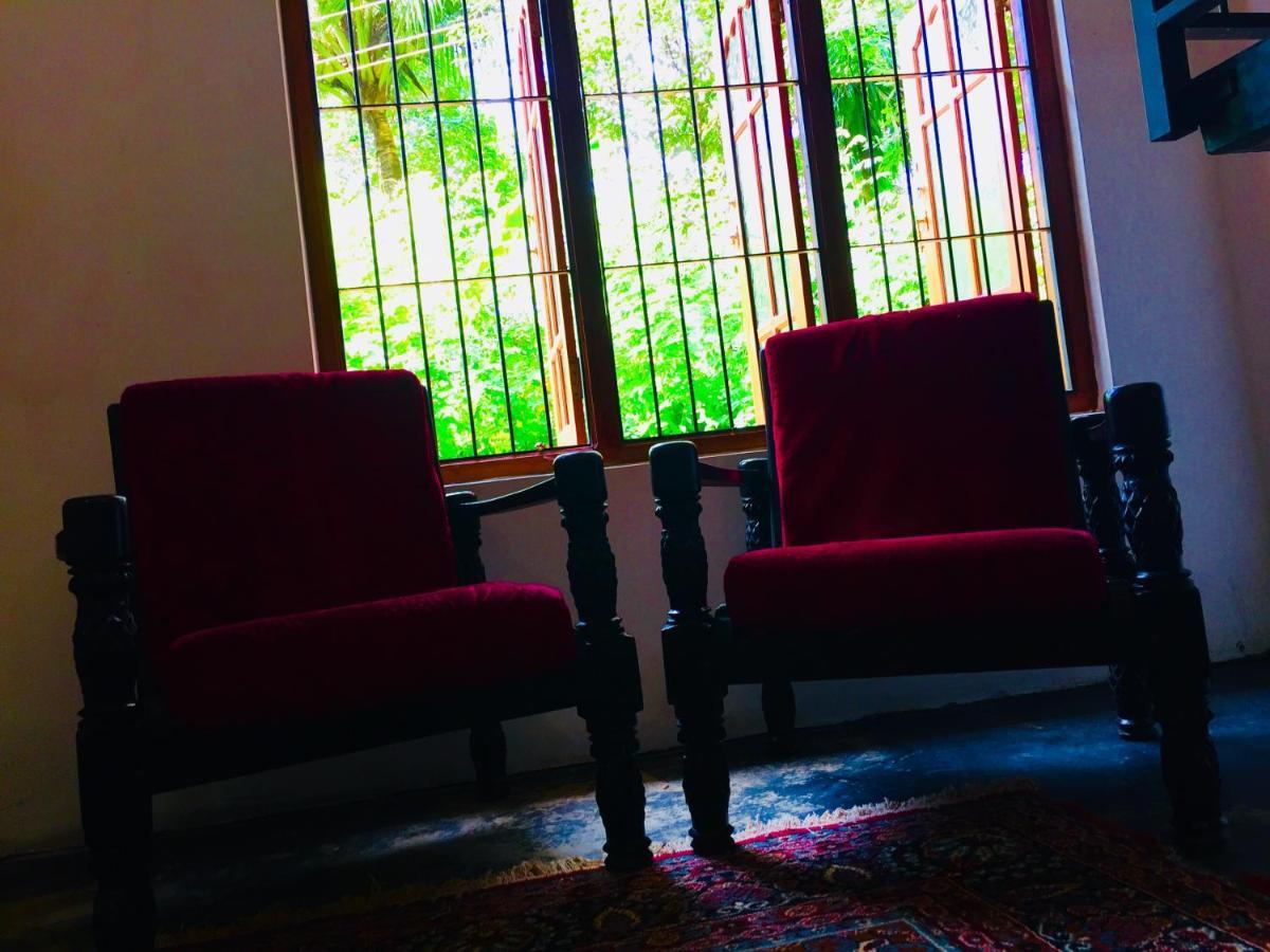 Thaaaru Villa Mirissa Exteriér fotografie