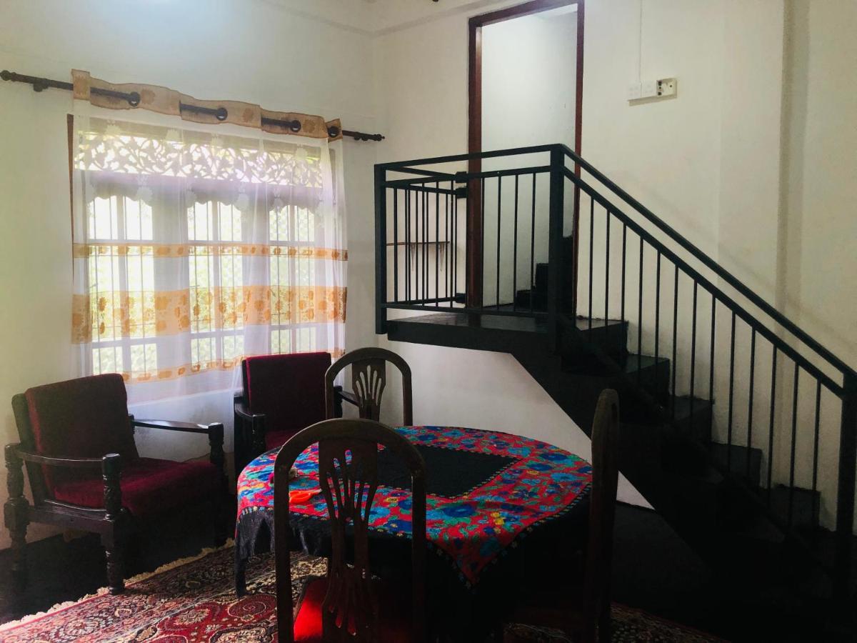 Thaaaru Villa Mirissa Exteriér fotografie
